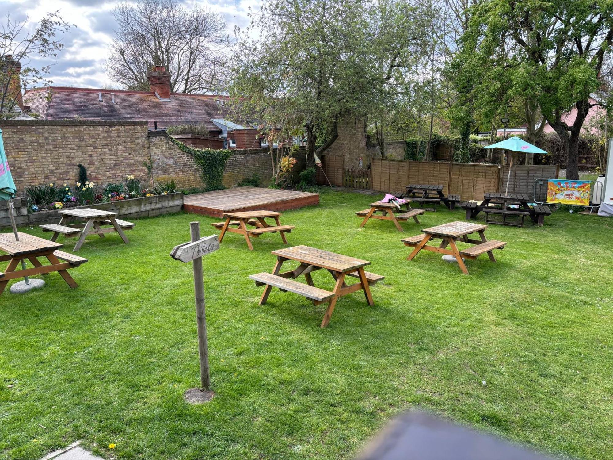 Three Tuns Ashwell Panzió Kültér fotó